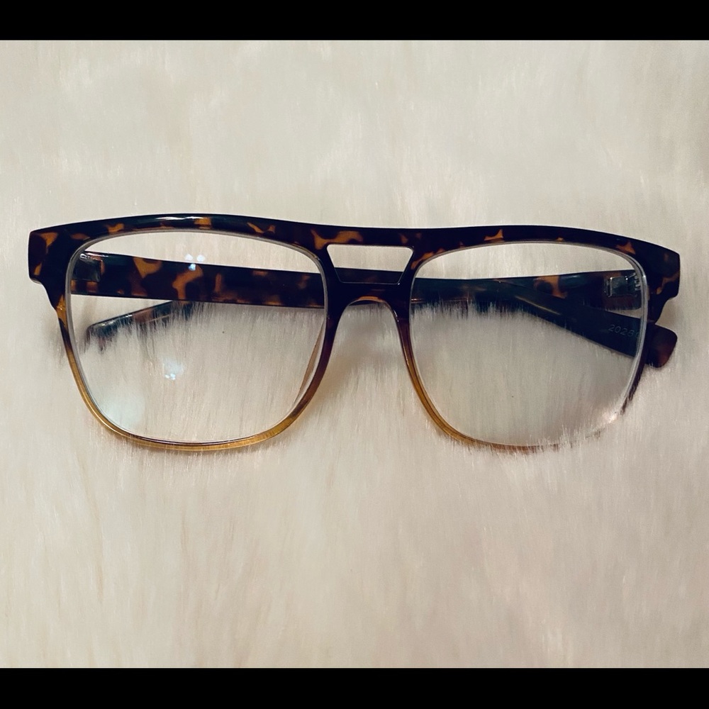 Eyeglasses
